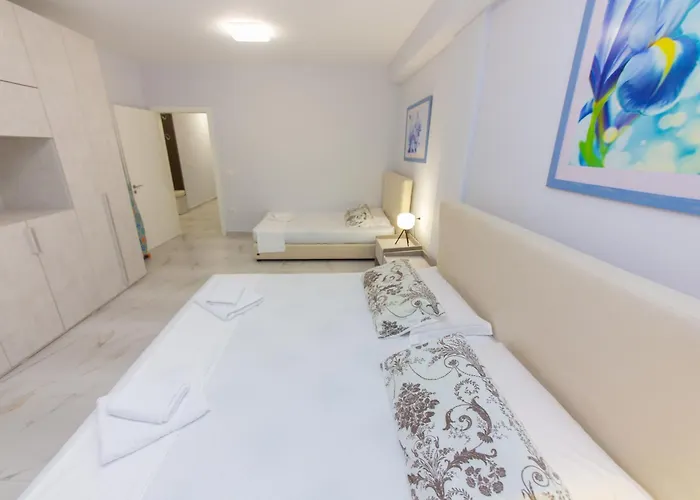 Luxury 3 * Vlorë