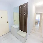 Luxury 3 Wlora